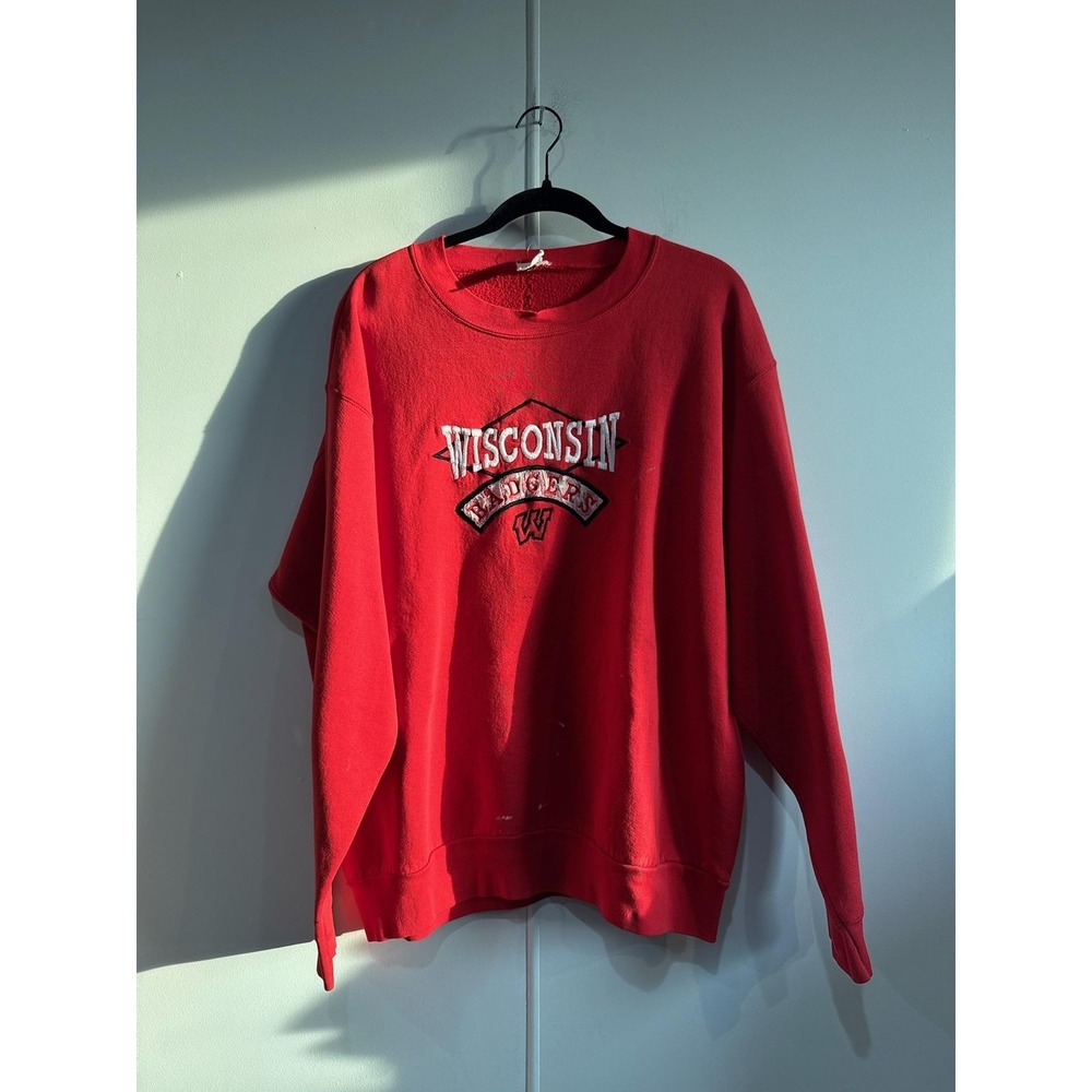 VTG Wisconsin Badgers Sweatshirt Mens Large Red NCAA‎ Basketball Fleece Pullover
